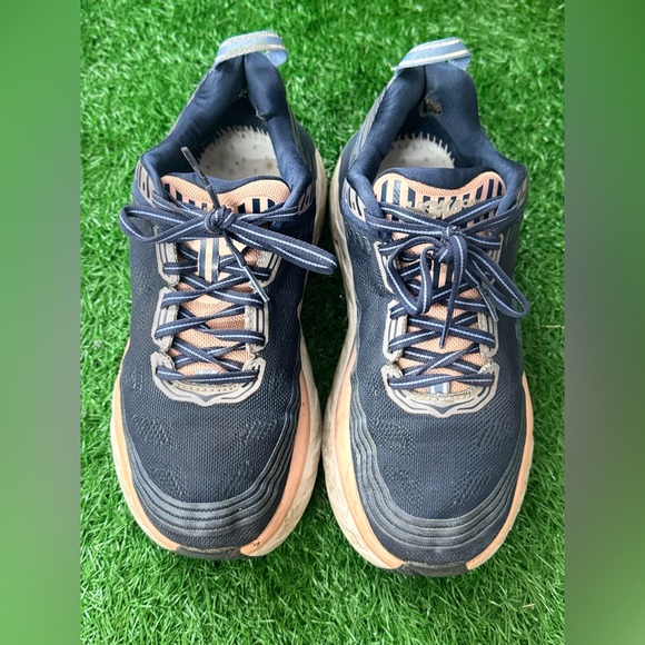 Hoka women’s Bondi 6‎ Wide Size 8D - Picture 9 of 9